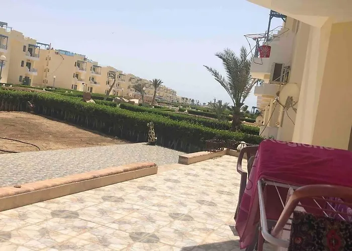Apartment Cozy Relaxed Ground With Terrace-ras Sudr Ras Sedr