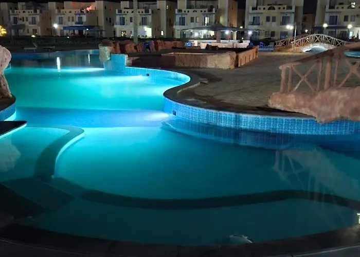 Cozy Relaxed Ground With Terrace-ras Sudr Apartment
